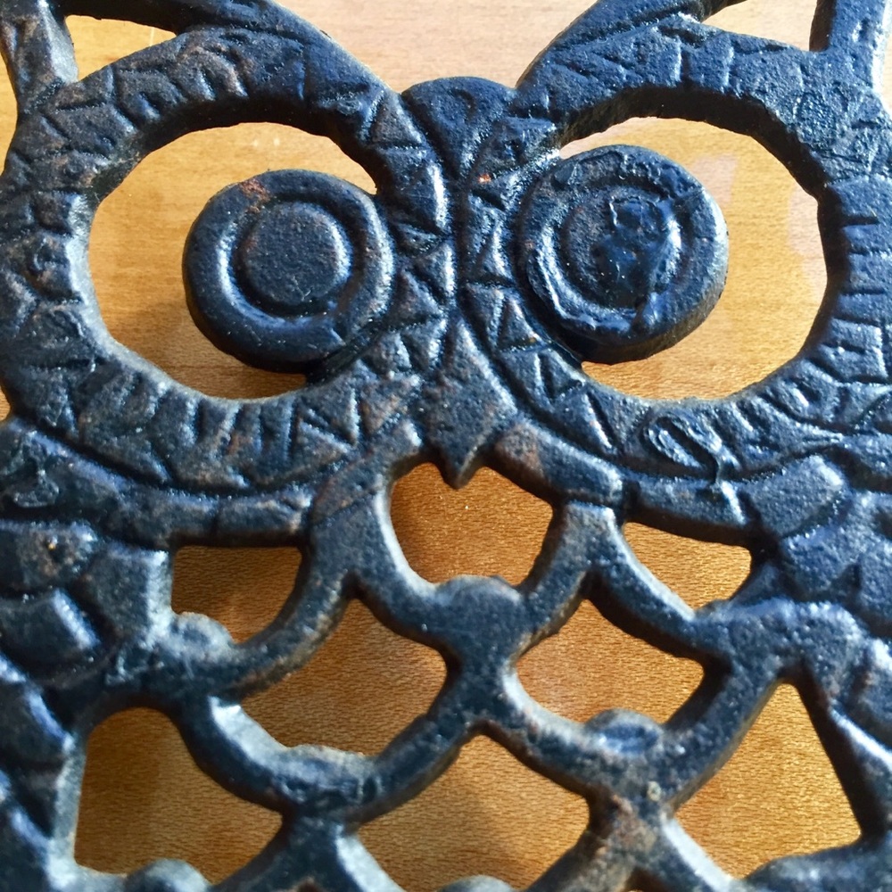 🦉Small cast iron owl trivet VTG 🦉 - Picture 4 of 7